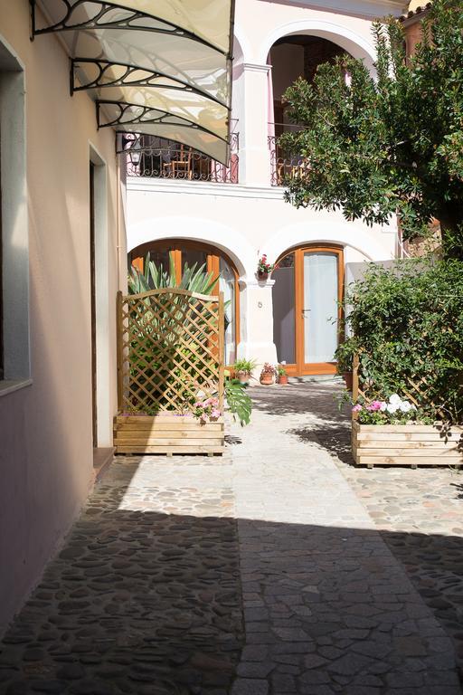 B&B Casa Licheri 산 비토 외부 사진
