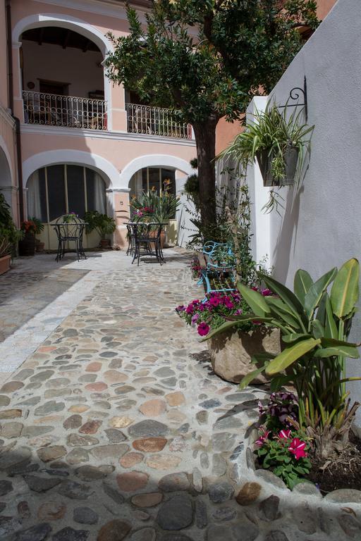 B&B Casa Licheri 산 비토 외부 사진